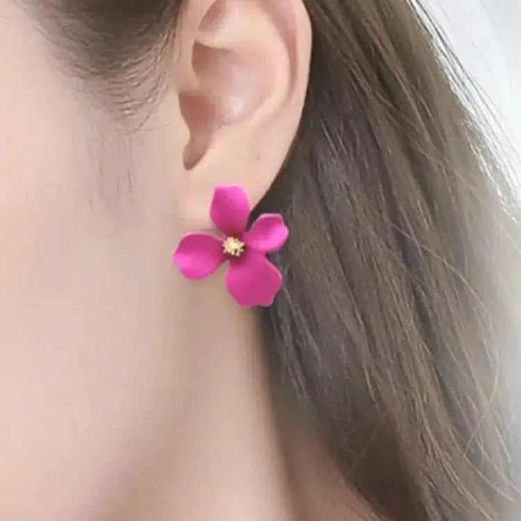 Spring Floral Stud Earring In Light Pink