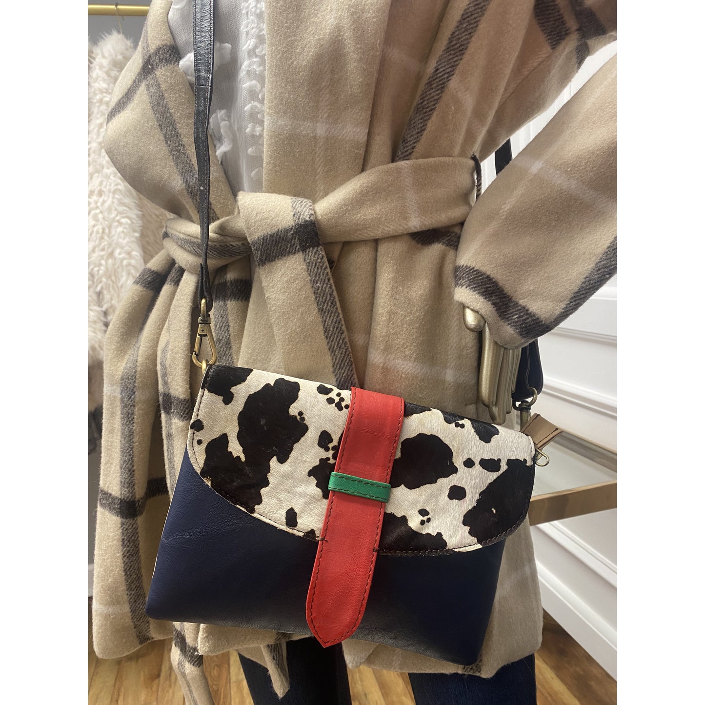 Sutton Leather Crossbody Cowhide Navy