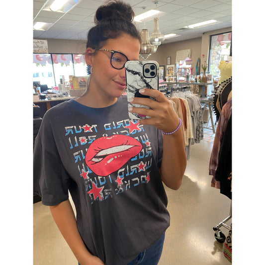 Charcoal Lip Tee