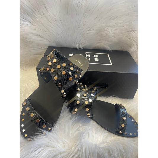 Minchaz Black Sandals