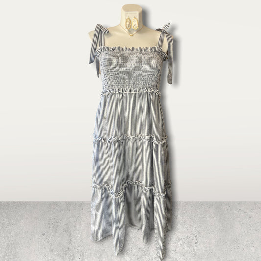 SS Searsucker Dress In Navy