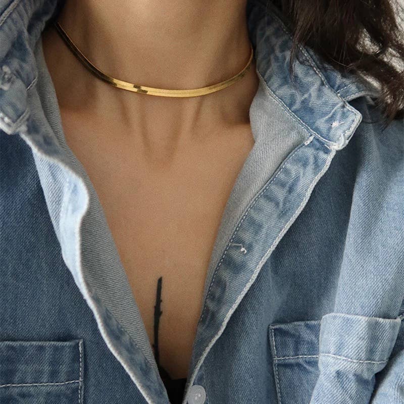 Serena Herringbone Chain Necklace in Gold